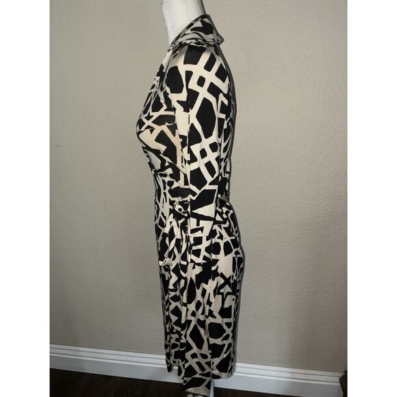 Diane Von Furstenberg Wrap Dress Size 4 Animal Print Black & Ivory Vintage Style - Picture 5 of 9